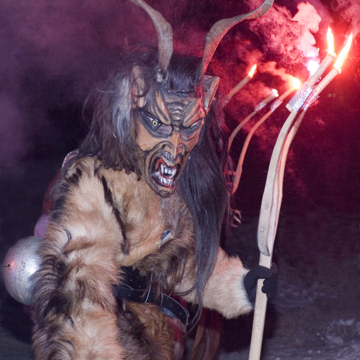 Berchtenlauf in Ebensee, Salzkammergut - running of berchten in the village of ebensee, province salzkammergut, austria