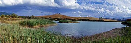 Teichlandschaft in der Crete, Toskana, Italien