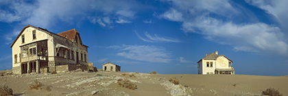 GoldgrÃ¤ber-Ruinenstadt Kohlmanskuppe bei LÃ¼deritz, Namibia - gold miner ruin town near the city of lÃ¼deritz, namibia